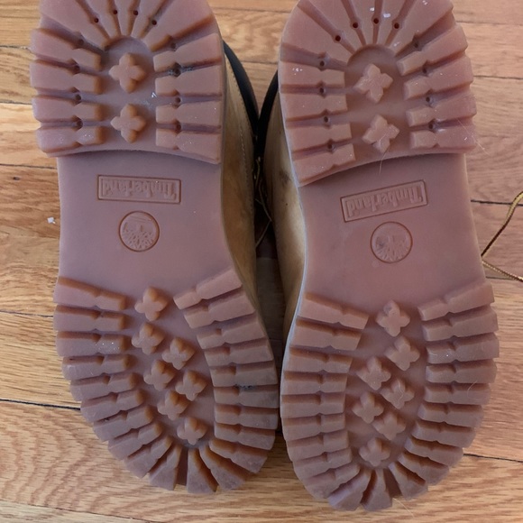 Timberland Boots - Picture 8 of 8